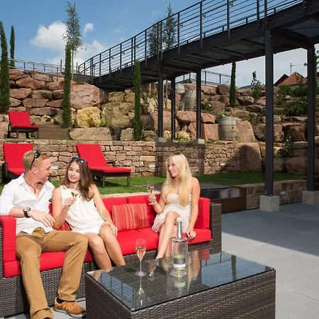 מלון Weingut Schreieck Vinotel & Gutshaus 4*