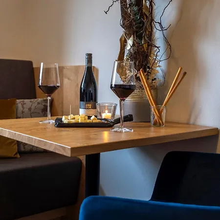 Hotel Weingut Schreieck Vinotel & Gutshaus