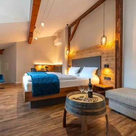 Weingut Schreieck Vinotel & Gutshaus Hotel 4*