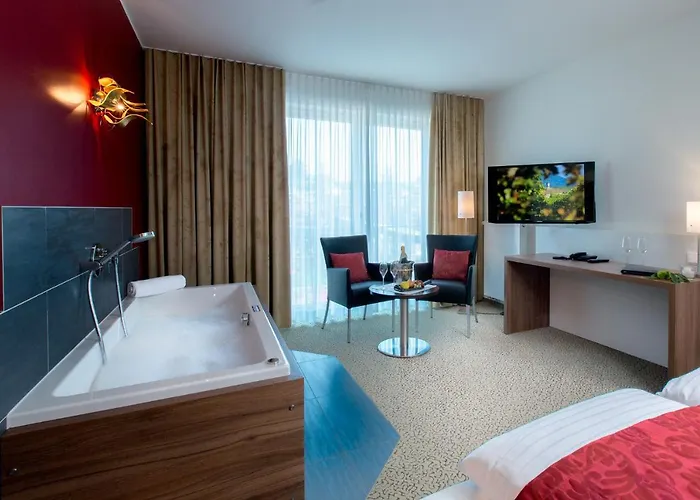 Weingut Schreieck Vinotel & Gutshaus Hotel 4*