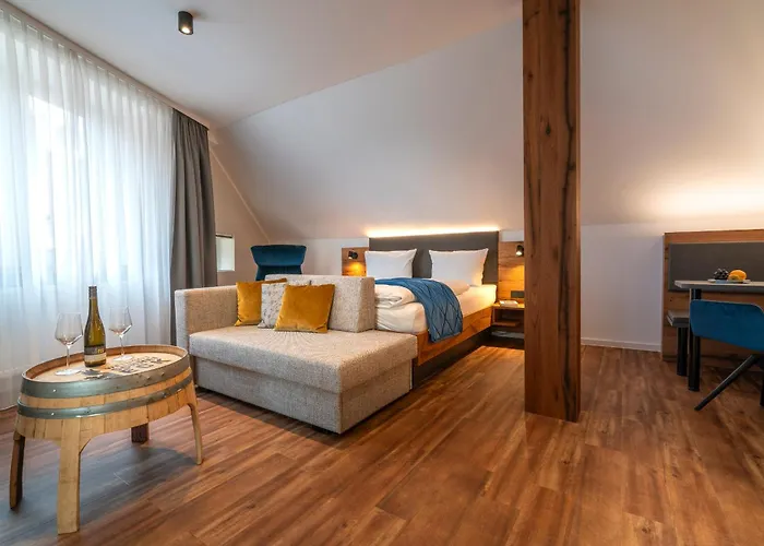 Weingut Schreieck Vinotel & Gutshaus 4*