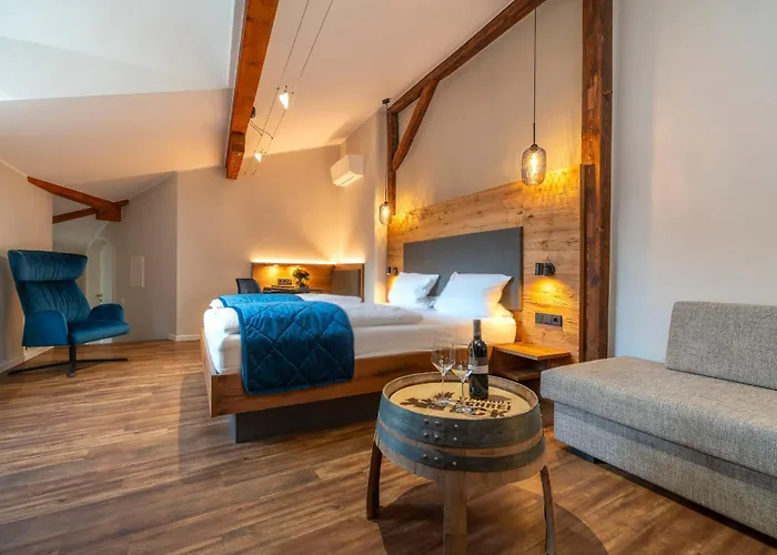 Weingut Schreieck Vinotel & Gutshaus Hotel 4*